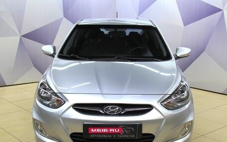 Hyundai Solaris II рестайлинг, 2011 год, 1 030 000 рублей, 8 фотография