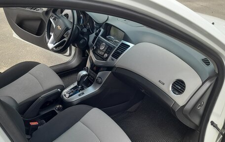 Chevrolet Cruze II, 2012 год, 820 000 рублей, 17 фотография
