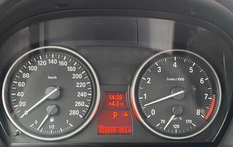 BMW 3 серия, 2010 год, 1 600 000 рублей, 4 фотография
