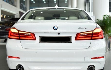 BMW 5 серия, 2019 год, 2 764 000 рублей, 3 фотография