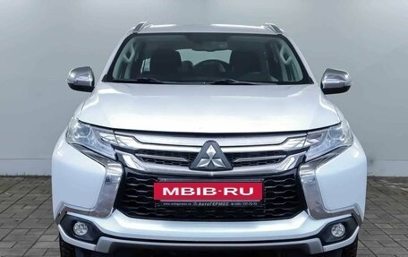 Mitsubishi Pajero Sport III рестайлинг, 2018 год, 2 284 000 рублей, 2 фотография