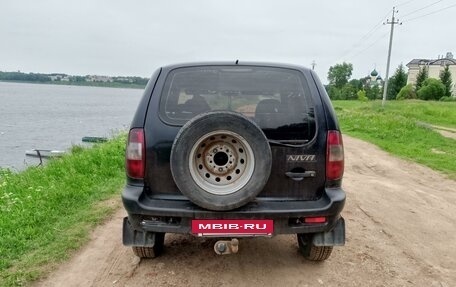 Chevrolet Niva I рестайлинг, 2005 год, 220 000 рублей, 5 фотография