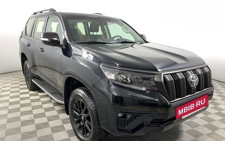 Toyota Land Cruiser Prado 150 рестайлинг 2, 2023 год, 12 690 000 рублей, 3 фотография