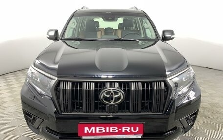 Toyota Land Cruiser Prado 150 рестайлинг 2, 2023 год, 12 690 000 рублей, 2 фотография