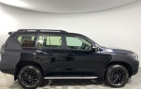 Toyota Land Cruiser Prado 150 рестайлинг 2, 2023 год, 12 690 000 рублей, 4 фотография