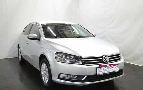 Volkswagen Passat B7, 2012 год, 915 000 рублей, 3 фотография