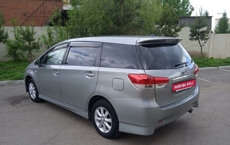 Toyota Wish II, 2011 год, 1 500 000 рублей, 6 фотография