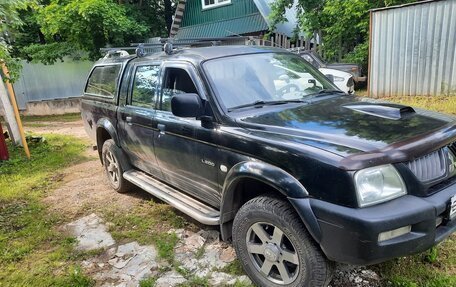 Mitsubishi L200 III рестайлинг, 2006 год, 900 000 рублей, 1 фотография