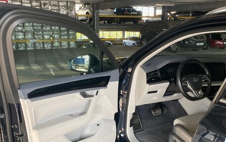 Volkswagen Touareg III, 2019 год, 5 460 000 рублей, 34 фотография