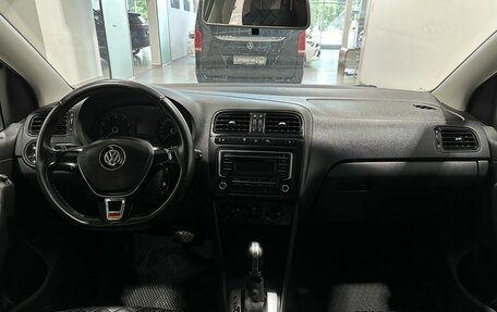 Volkswagen Polo VI (EU Market), 2017 год, 1 299 900 рублей, 8 фотография