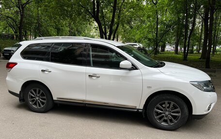 Nissan Pathfinder, 2015 год, 2 290 000 рублей, 3 фотография