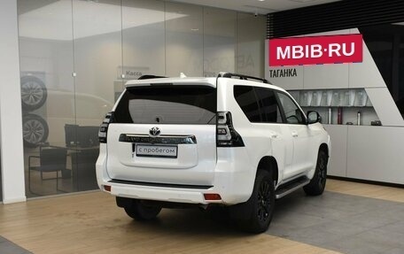 Toyota Land Cruiser Prado 150 рестайлинг 2, 2021 год, 7 599 000 рублей, 7 фотография