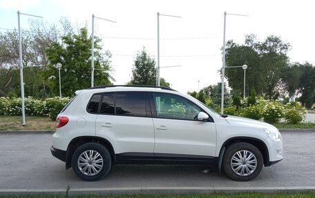 Volkswagen Tiguan I, 2011 год, 1 060 000 рублей, 4 фотография