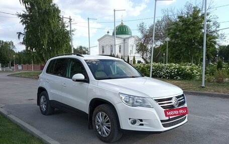 Volkswagen Tiguan I, 2011 год, 1 060 000 рублей, 3 фотография