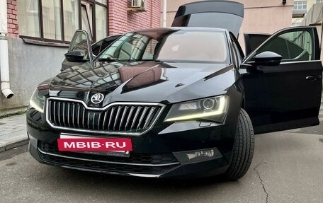 Skoda Superb III рестайлинг, 2016 год, 2 150 000 рублей, 2 фотография