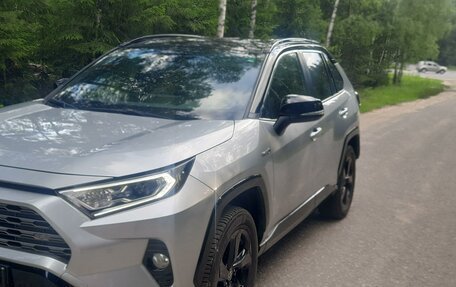 Toyota RAV4, 2021 год, 3 899 000 рублей, 2 фотография