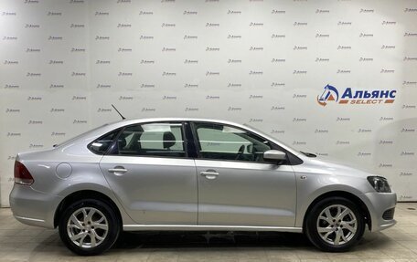 Volkswagen Polo VI (EU Market), 2013 год, 760 000 рублей, 2 фотография