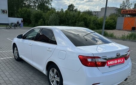 Toyota Camry, 2014 год, 1 680 000 рублей, 6 фотография