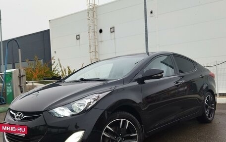 Hyundai Elantra V, 2013 год, 1 115 000 рублей, 3 фотография