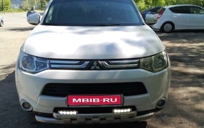 Mitsubishi Outlander III рестайлинг 3, 2013 год, 1 650 000 рублей, 1 фотография