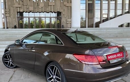 Mercedes-Benz E-Класс, 2014 год, 2 349 000 рублей, 17 фотография