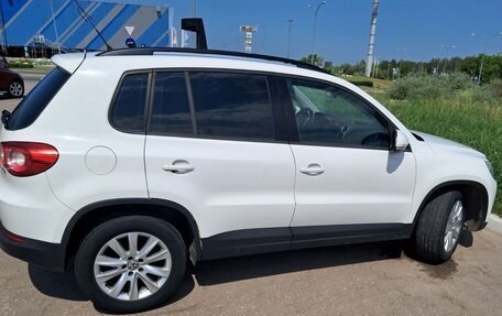 Volkswagen Tiguan I, 2010 год, 950 000 рублей, 2 фотография