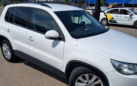 Volkswagen Tiguan I, 2010 год, 950 000 рублей, 4 фотография