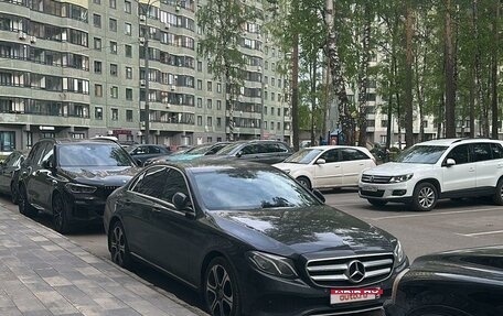 Mercedes-Benz E-Класс, 2018 год, 4 100 000 рублей, 1 фотография