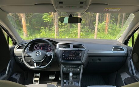 Volkswagen Tiguan II, 2018 год, 2 990 000 рублей, 7 фотография