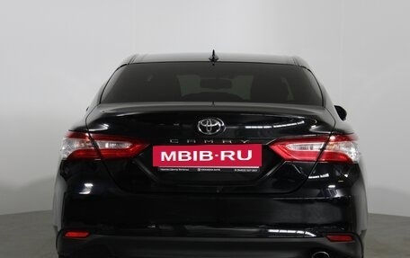 Toyota Camry, 2020 год, 2 980 000 рублей, 4 фотография