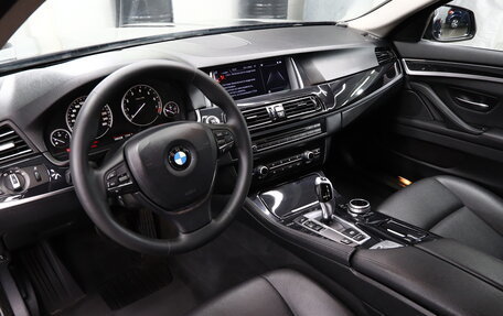 BMW 5 серия, 2016 год, 2 398 000 рублей, 9 фотография