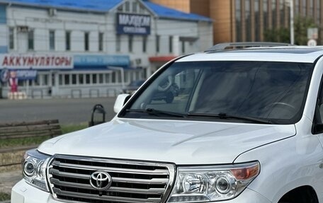 Toyota Land Cruiser 200, 2011 год, 3 299 999 рублей, 4 фотография