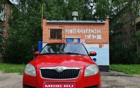 Skoda Fabia II, 2009 год, 425 000 рублей, 2 фотография