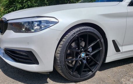 BMW 5 серия, 2018 год, 4 000 000 рублей, 15 фотография
