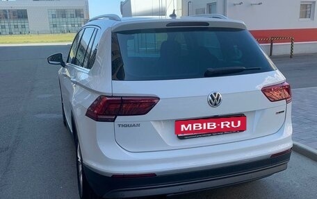 Volkswagen Tiguan II, 2018 год, 2 690 000 рублей, 5 фотография