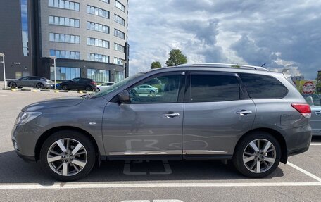 Nissan Pathfinder, 2014 год, 1 900 000 рублей, 3 фотография