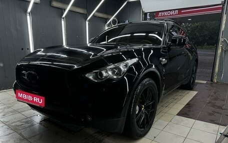 Infiniti QX70, 2014 год, 2 699 999 рублей, 5 фотография