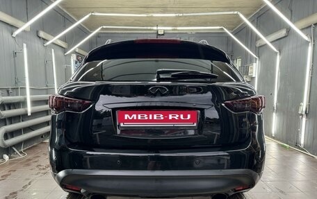 Infiniti QX70, 2014 год, 2 699 999 рублей, 3 фотография