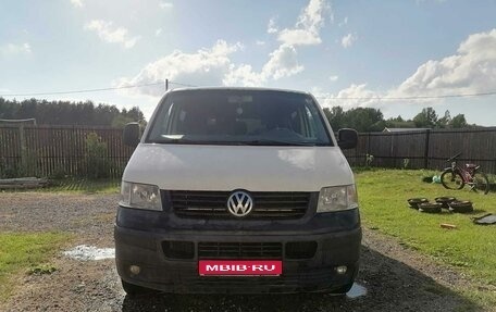 Volkswagen Transporter T5 рестайлинг, 2005 год, 1 050 000 рублей, 1 фотография