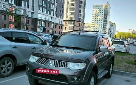 Mitsubishi Pajero Sport II рестайлинг, 2012 год, 1 820 000 рублей, 2 фотография