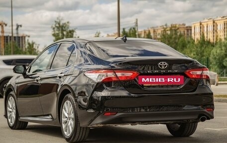 Toyota Camry, 2019 год, 3 200 000 рублей, 5 фотография