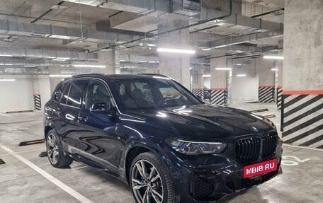 BMW X5, 2021 год, 11 000 000 рублей, 2 фотография