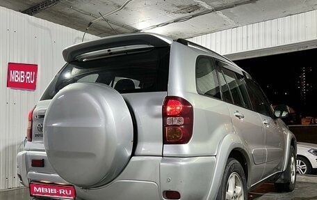 Toyota RAV4, 2004 год, 715 000 рублей, 1 фотография