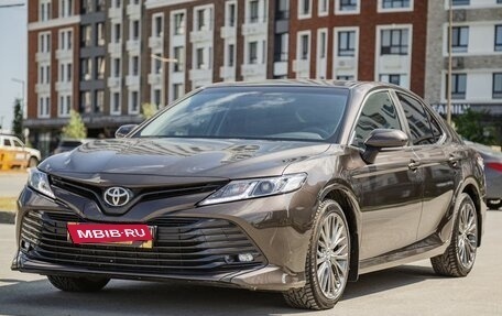 Toyota Camry, 2018 год, 3 320 000 рублей, 3 фотография