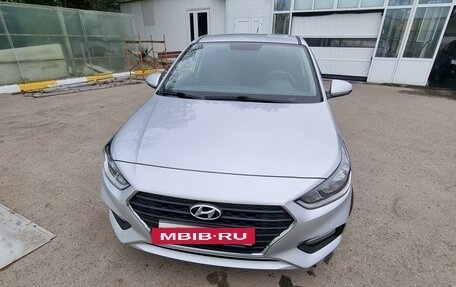 Hyundai Solaris II рестайлинг, 2019 год, 1 420 000 рублей, 4 фотография