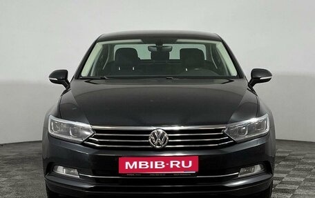 Volkswagen Passat B8 рестайлинг, 2018 год, 2 597 000 рублей, 2 фотография