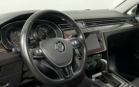 Volkswagen Passat B8 рестайлинг, 2018 год, 2 597 000 рублей, 14 фотография