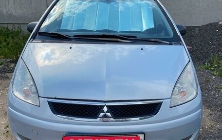 Mitsubishi Colt VI рестайлинг, 2004 год, 350 000 рублей, 2 фотография