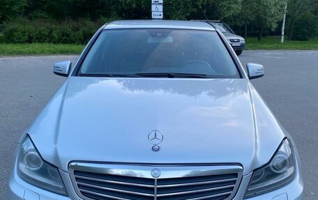 Mercedes-Benz C-Класс, 2012 год, 1 300 000 рублей, 2 фотография