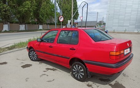 Volkswagen Vento, 1995 год, 280 000 рублей, 6 фотография